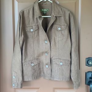 Size XL Misses 100% Linen constructed jacket.